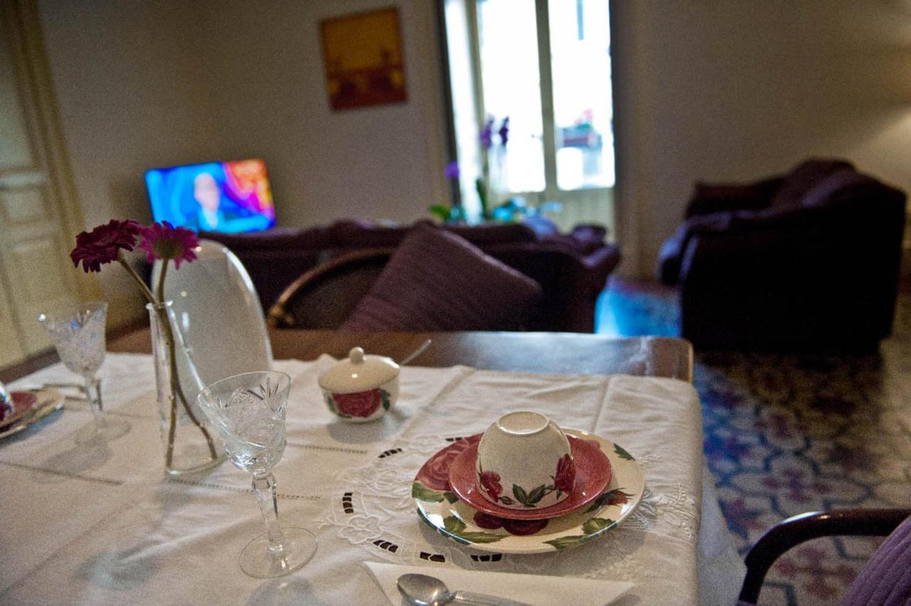 Ivana B&B Катанія Екстер'єр фото