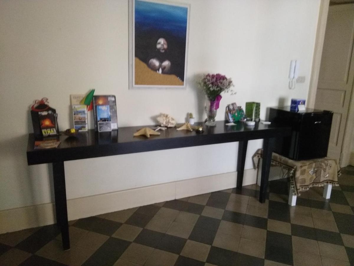 Ivana B&B Катанія Екстер'єр фото